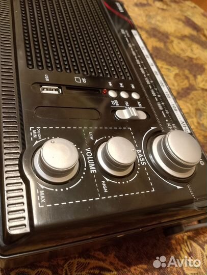 FM\AM Радиоприемник Supra c USB\SD Плеером