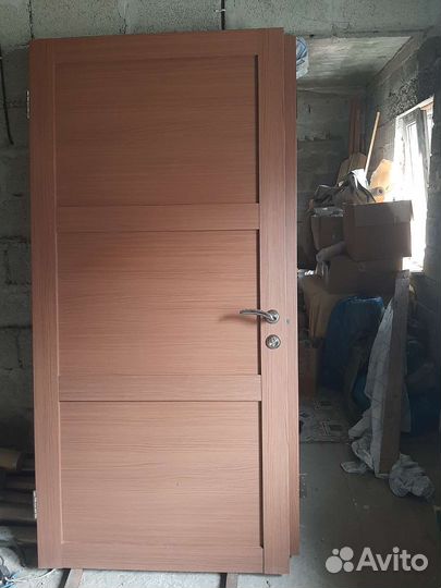 Продам двери
