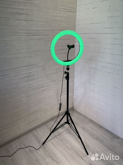 Кольцевая светодиодная лампа со штативом 30 см