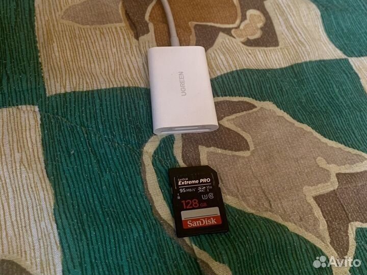 Кардридер и карта памяти SanDisk