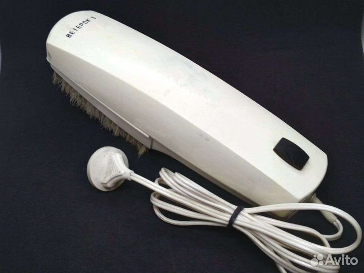 Электрическая щётка - пылесос Ветерок-3