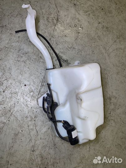 Бачок стеклоомывателя Volvo V50 S40 MW MS MS68