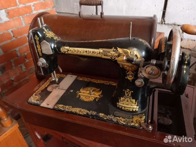 Швейная машина Singer