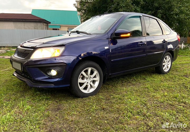 LADA Granta 1.6 МТ, 2015, 160 000 км