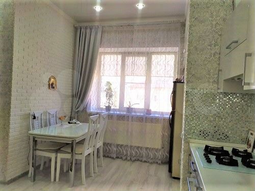 2-к. квартира, 63,8 м², 3/3 эт.