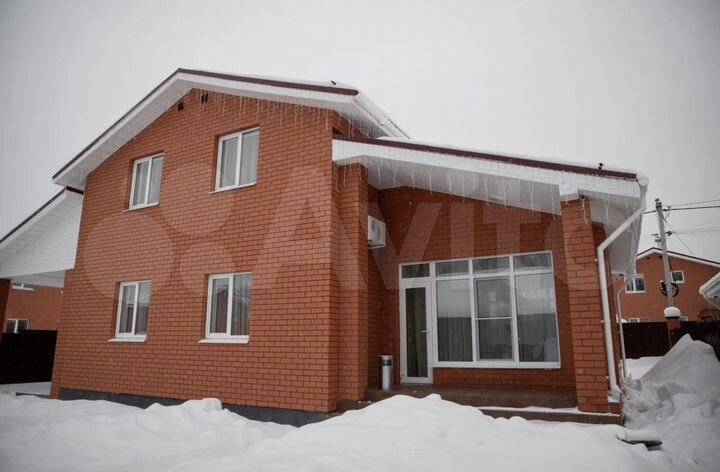 Коттедж 150 м² на участке 6 сот.