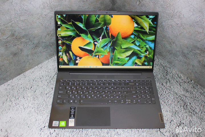Ноутбук Lenovo на Core i5-1035G1/ MX330/ IPS
