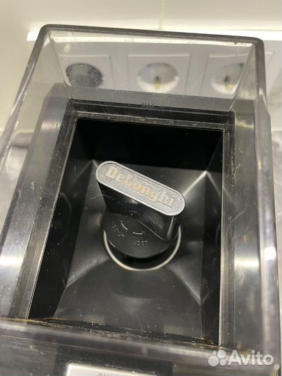 Кофемолка delonghi kg79