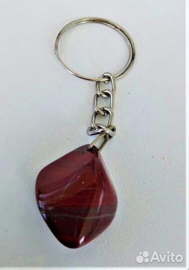 Новые: Брошь СССР, брелок из Урал камня