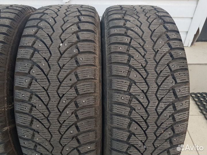 Pirelli Formula Ice 205/60 R16