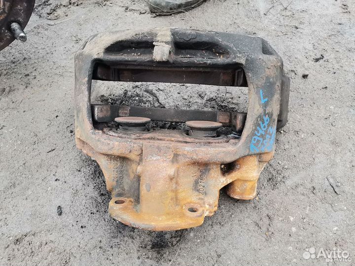 Суппорт передний левый Kamaz 5490 Mercedes