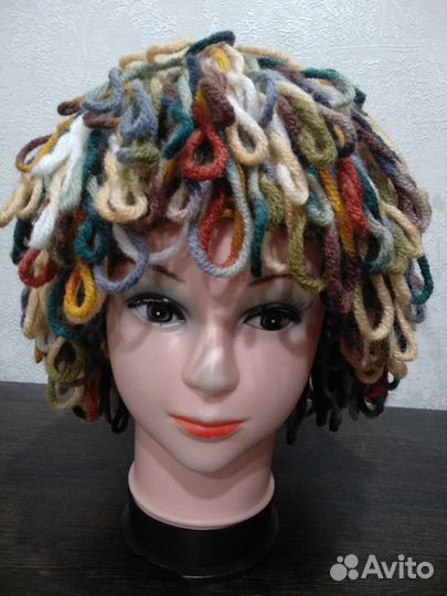 Шапка женская вязаная