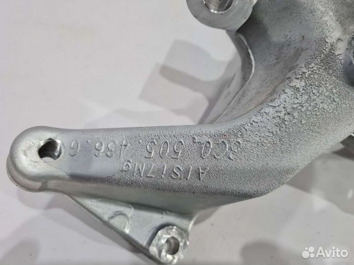 Кулак поворотный задний Volkswagen Tiguan 1