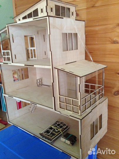 Кукольный домик