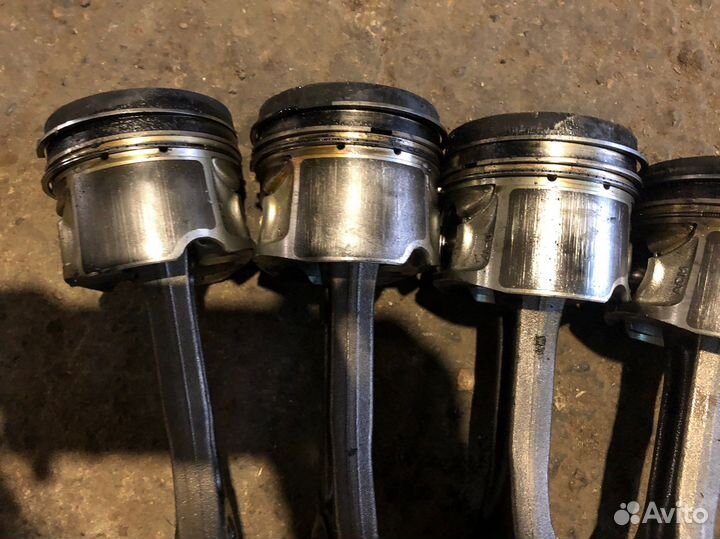 Поршень с шатуном 3.0 CRC Таурег нф