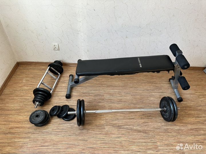 Скамья для жима со стойками и штангой бу
