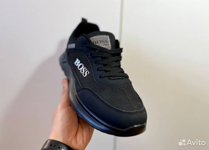 Кроссовки Boss стильные
