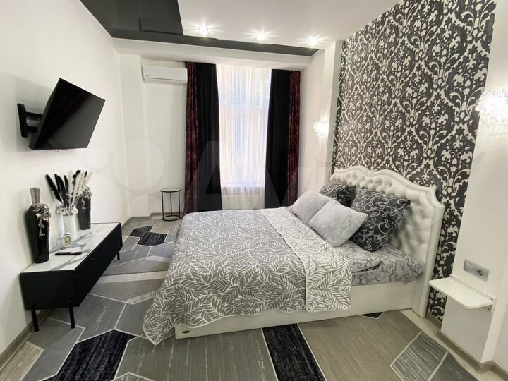 1-к. квартира, 50 м², 1/10 эт.