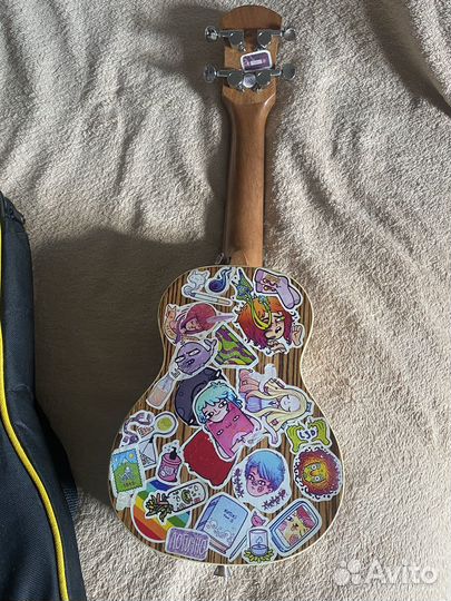 Укулеле alina