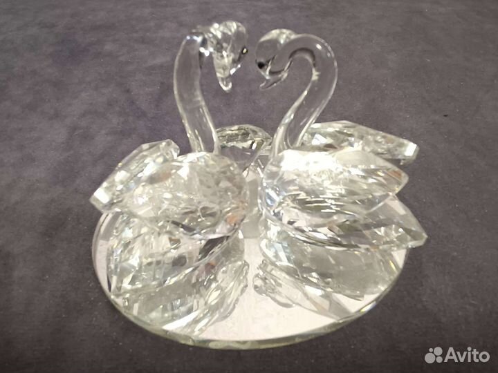 Хрустальные лебеди