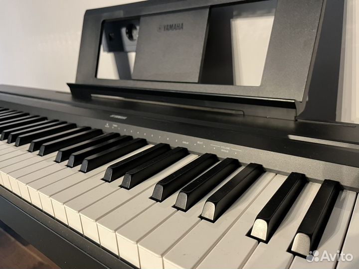 Цифровое пианино yamaha p 45b б/у