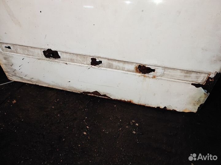 Дверь передняя левая Mercedes-Benz Vito W638