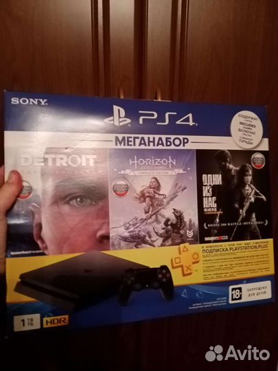 Sony PS4 коробка