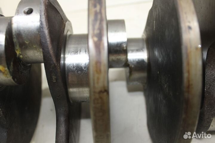 Коленвал Audi 100 C4 1991-1994