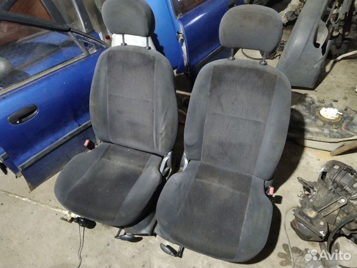 Сиденья Ford Focus
