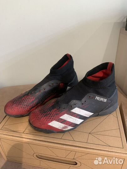 Футбольные бутсы