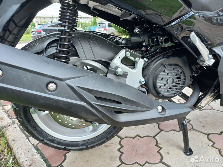 Скутер quantum