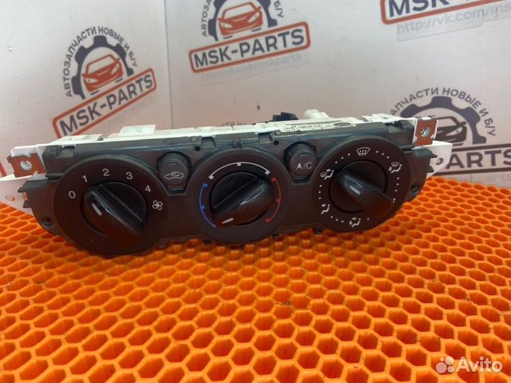 Блок управления печкой Ford Focus 2 хетчбек aoda