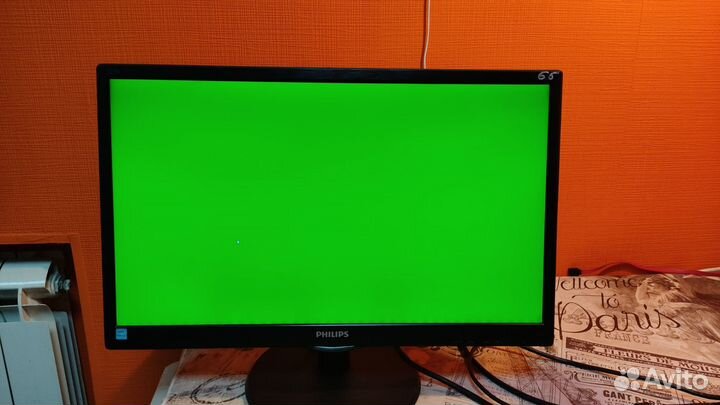 Монитор Philips 22