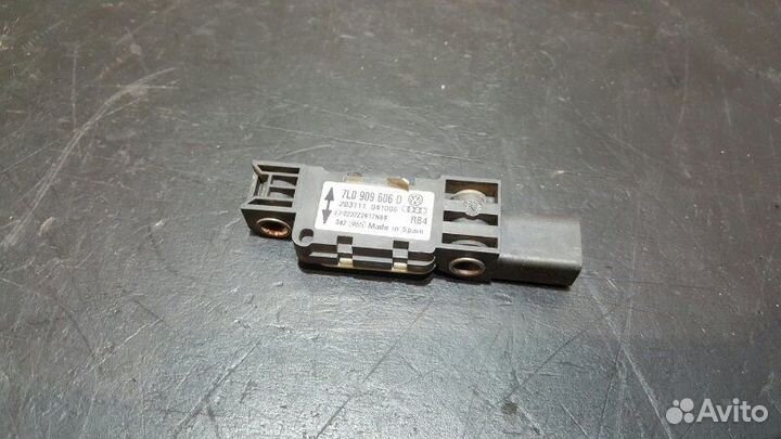 Датчик airbag Porsche Cayenne 955 M48.50 2006