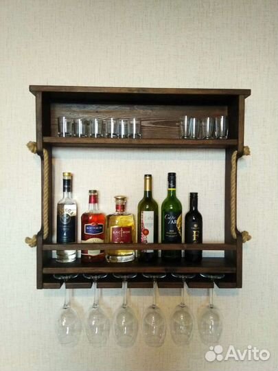Деревянная полка-минибар для вина и бокалов