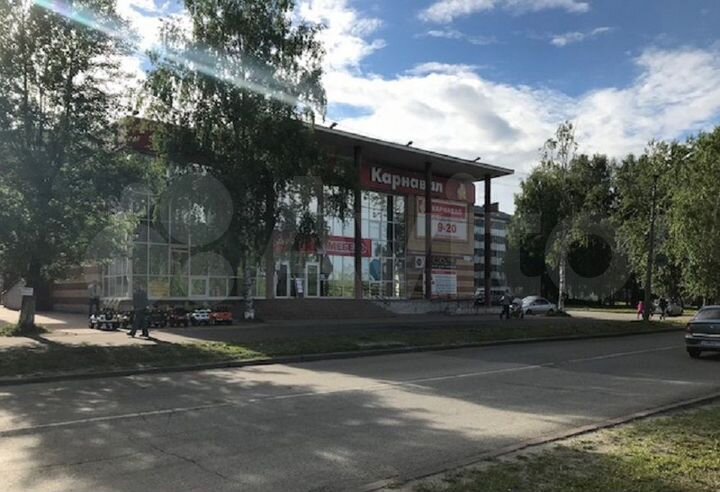 Сдам торговую площадь в центре Эжвы, 127-316 м²