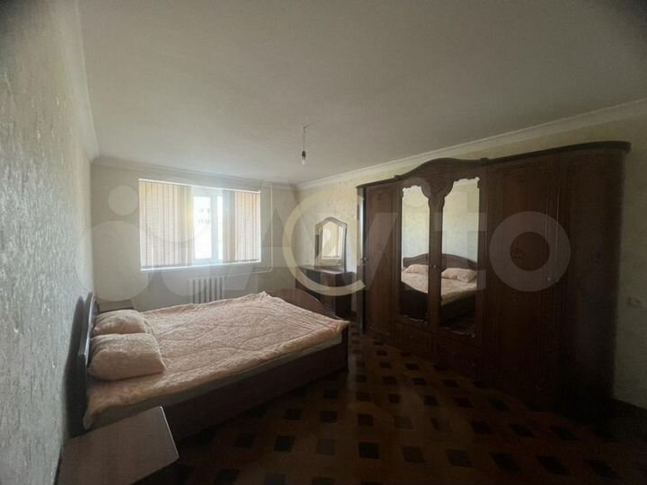 3-к. квартира, 65 м², 3/5 эт.