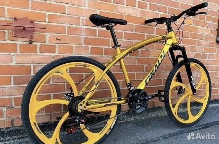 Велосипед на литых дисках