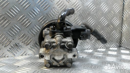 Насос гу дизельный KIA carens 3 (97B02BT01)