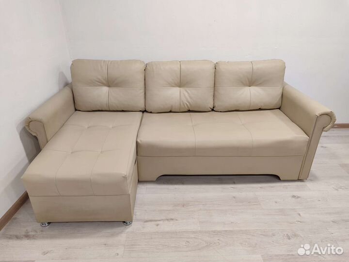 Диван угловой (кож.зам) б/у 01054