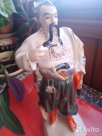 Фарфоровые статуэтки СССР Тарас Бульба
