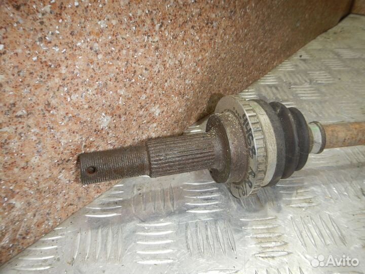 Полуось (привод в сборе) задняя правая, Nissan (Ни