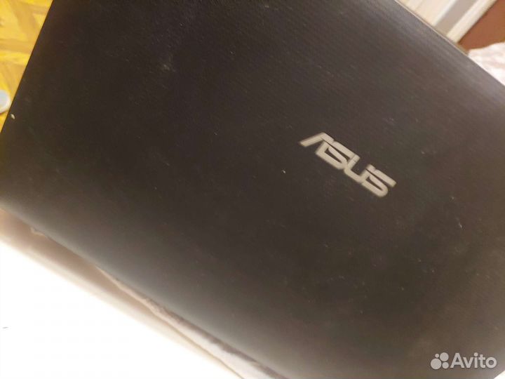Ноутбук asus