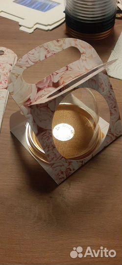 Подарочная коробка упаковка