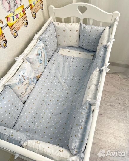 Комлект в кроватку для мальчика premium