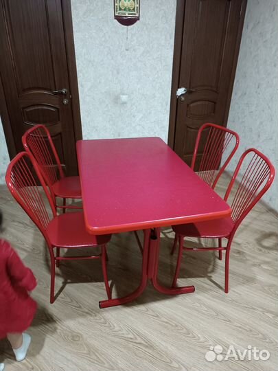 Стол стулья