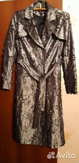 Куртки,плащ,безрукавки