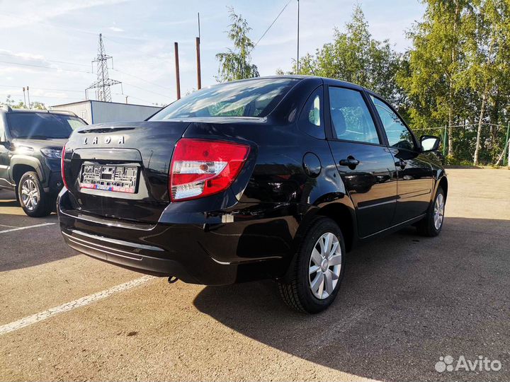 LADA Granta 1.6 МТ, 2023