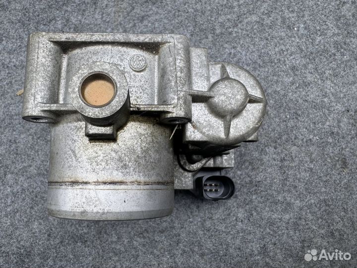 Дроссельная заслонка Volkswagen Touran 1.6L BAG BL