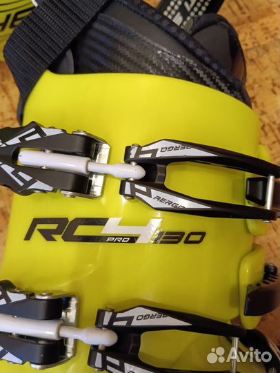 Горнолыжные ботинки